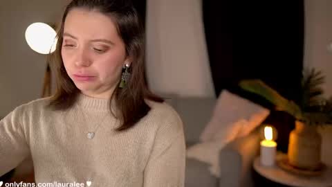 Snapshot of laura_lee chatting on September 2025 02:00:01 AM Laura Lee. online show from September 2025 02:00:01 AM