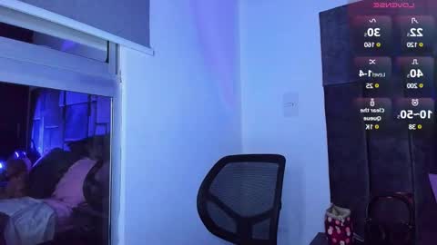 Snapshot of laura_r23 chatting on January 2025 11:55:02 PM Laura Rose online show from January 2025 11:55:02 PM