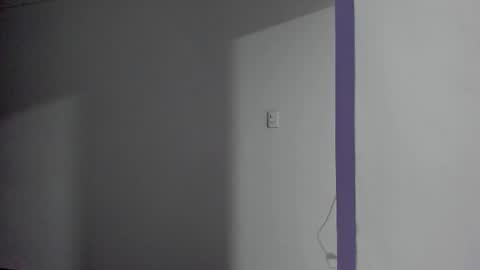 Snapshot of laura_r23 chatting on September 2025 02:27:01 AM Laura Rose online show from September 2025 02:27:01 AM