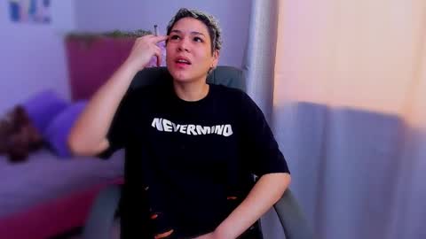 Laura Rose online show from November 2025 04:38:01 PM