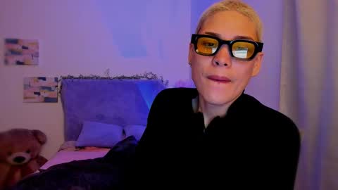 Laura Rose online show from January 2026 09:30:02 PM
