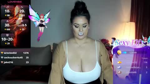 Snapshot of laura_sinner chatting on January 2025 02:26:01 AM Laura online show from January 2025 02:26:01 AM