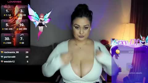 Snapshot of laura_sinner chatting on February 2025 08:31:01 PM Laura online show from February 2025 08:31:01 PM