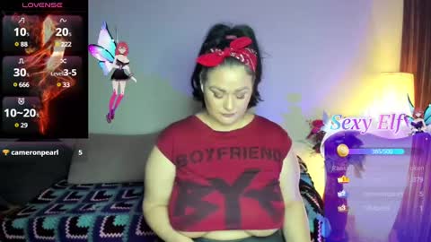 Snapshot of laura_sinner chatting on March 2025 08:03:02 PM Laura online show from March 2025 08:03:02 PM