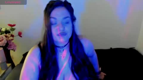 Laura online show from May 2026 06:49:02 PM