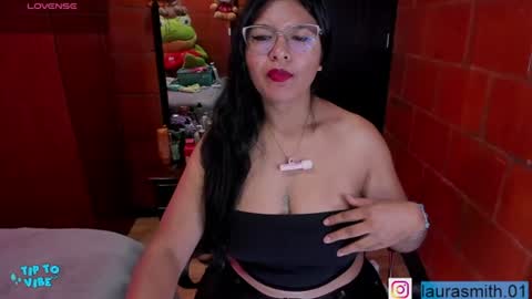 Laura  independent model Next show Monday 2th December online show from June 2026 03:39:02 PM