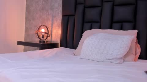 laura online show from February 2025 09:14:02 PM