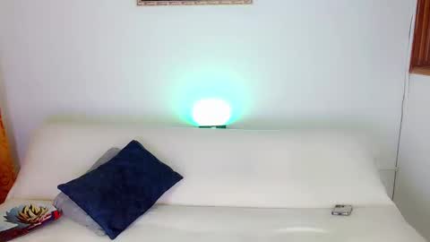 Snapshot of laura_sweet7 chatting on March 2025 02:39:02 AM Laura online show from March 2025 02:39:02 AM