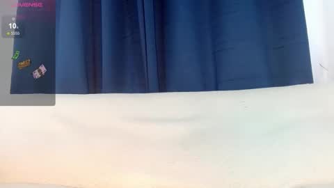 Snapshot of laura_sweet7 chatting on October 2025 02:41:02 PM Laura online show from October 2025 02:41:02 PM