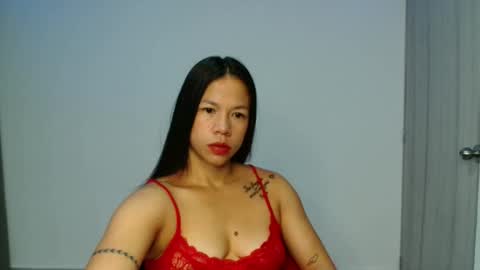 lauracb          online show from March 2026 12:05:02 PM