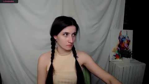 Laura online show from February 2025 12:52:02 PM