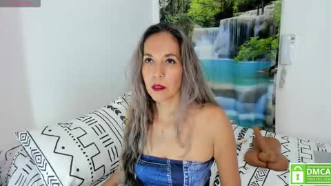 Laura online show from January 2026 07:24:02 AM