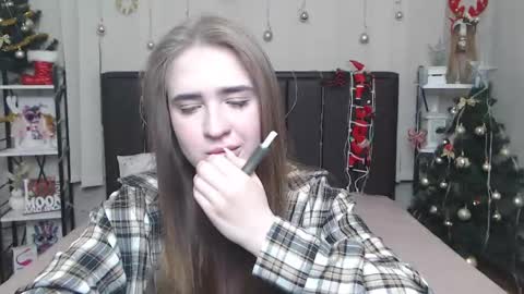 LauraHlot online show from January 2026 06:53:01 PM