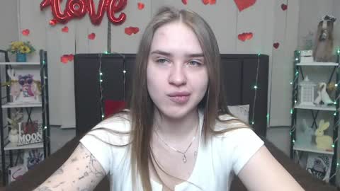 LauraHlot online show from May 2026 06:20:01 AM