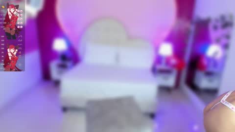 Laura MartinGMT-5 2200-0600 online show from February 2025 12:54:02 AM