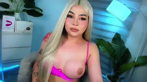 Your sweet Laura online show from January 2025 05:36:02 AM