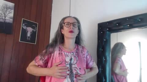 Laura Sofia online show from February 2026 03:14:02 AM