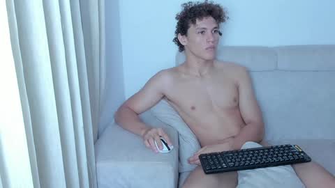 Laureent online show from February 2025 06:03:01 AM