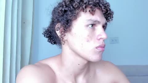 Laureent online show from February 2025 10:42:02 AM