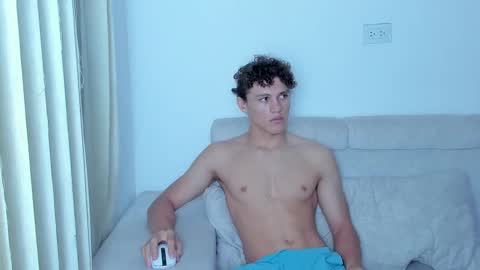 Laureent online show from February 2025 04:52:02 AM