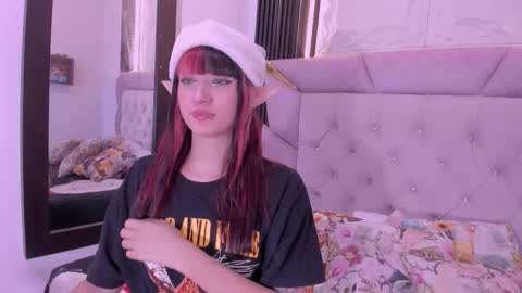 Snapshot of laurem_paulette chatting on December 2025 07:55:01 PM Laurem online show from December 2025 07:55:01 PM