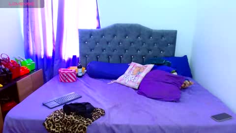 Snapshot of lauren_59 chatting on October 2025 09:26:02 PM Lauren online show from October 2025 09:26:02 PM