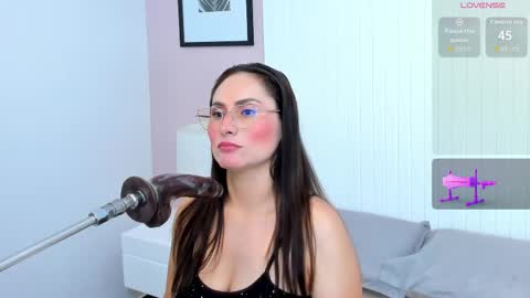 lauren_stone_ online show from May 2026 07:19:02 PM