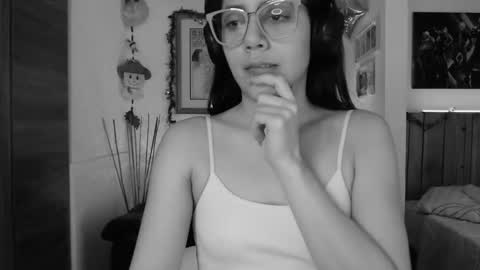 Lauren online show from December 2024 07:32:02 PM