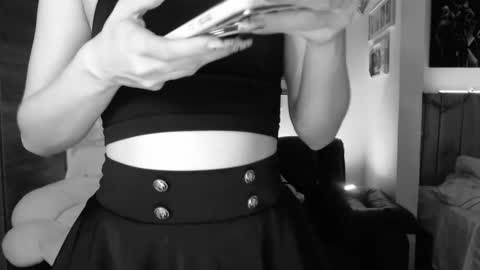 Lauren online show from December 2024 12:34:01 AM