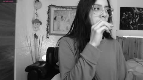 Lauren online show from January 2025 01:53:01 AM