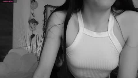 Lauren online show from February 2025 05:28:02 AM