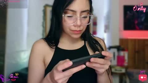 Lauren online show from May 2026 08:55:01 AM