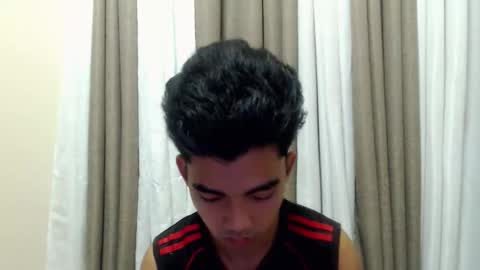 laurence_cuttieguyhere online show from March 2026 05:29:01 PM