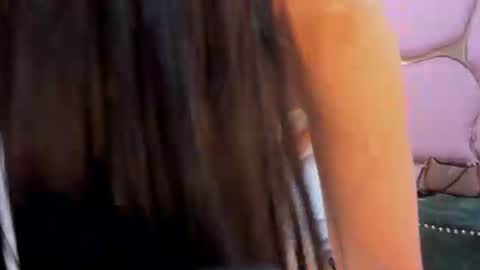 laurendpink online show from June 2026 02:45:01 PM