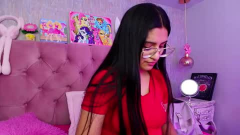 Snapshot of laurenelovex chatting on February 2026 03:23:02 AM Laurene online show from February 2026 03:23:02 AM