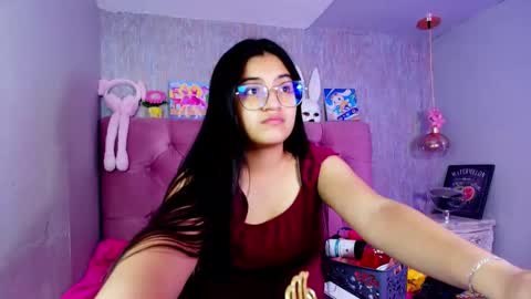 Snapshot of laurenelovex chatting on February 2026 03:21:01 AM Laurene online show from February 2026 03:21:01 AM