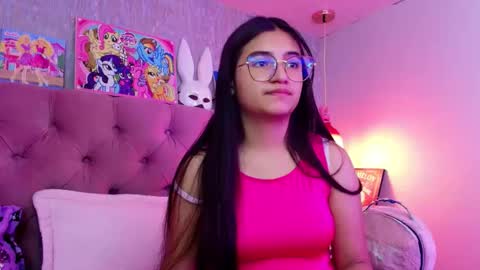 Snapshot of laurenelovex chatting on February 2026 06:30:02 AM Laurene online show from February 2026 06:30:02 AM