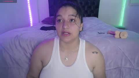 laurenkenner28_ online show from May 2026 06:38:02 PM