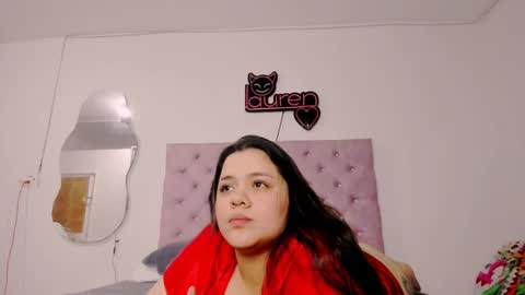 Snapshot of laurenlaine99 chatting on December 2024 12:35:01 AM laurenlaine online show from December 2024 12:35:01 AM