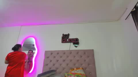 Snapshot of laurenlaine99 chatting on March 2025 12:54:02 PM laurenlaine online show from March 2025 12:54:02 PM