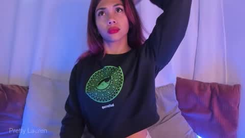 Lauren online show from November 2025 03:01:02 PM