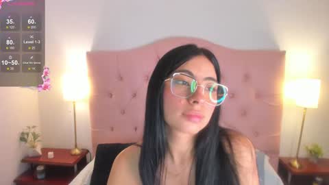 laurenn_smitth online show from March 2025 01:17:02 PM