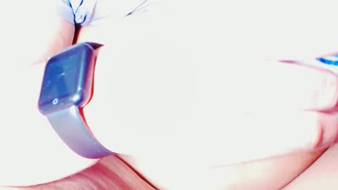 laura online show from December 2024 05:58:02 AM