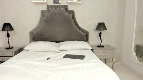 Snapshot of laurensnow1_ chatting on September 2025 03:50:01 PM Lauren online show from September 2025 03:50:01 PM