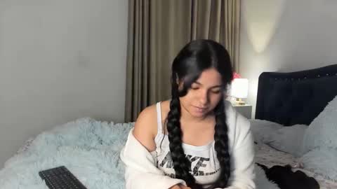 daniela angel     online show from May 2026 10:23:02 AM