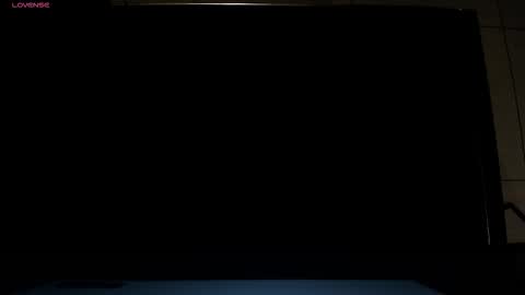 Snapshot of laurentconnor chatting on October 2025 01:39:02 AM Lau online show from October 2025 01:39:02 AM