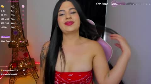 Snapshot of laurenth_foxy chatting on December 2024 02:52:01 PM lau online show from December 2024 02:52:01 PM