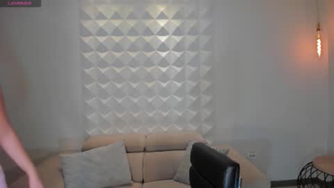 Snapshot of laurentrosse1 chatting on November 2025 07:28:01 PM Laurent Rosse online show from November 2025 07:28:01 PM