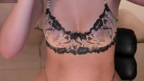 Snapshot of laurentrosse1 chatting on December 2025 07:19:02 PM Laurent Rosse online show from December 2025 07:19:02 PM