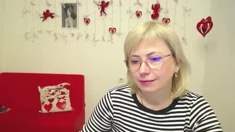 Snapshot of laurenwishy chatting on February 2026 06:01:01 AM Lauren online show from February 2026 06:01:01 AM